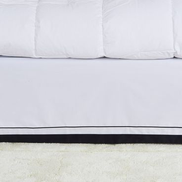 Saia de Cama 450 Fios San Diego - Branco / Preto