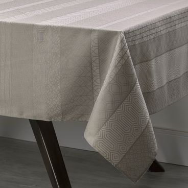 Toalha de Mesa Venturini Jacquard Sempre Limpa - Caqui