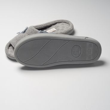 Chinelo Gabriela - Cinza