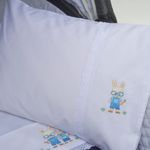 07-03-0254-Jogo-de-Lencol-de-Carrinho-Coelho-Oculos-Branco-Azul