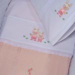 07-03-0255-Jogo-de-Lencol-Coelho-Oculos-Branco-Rosa