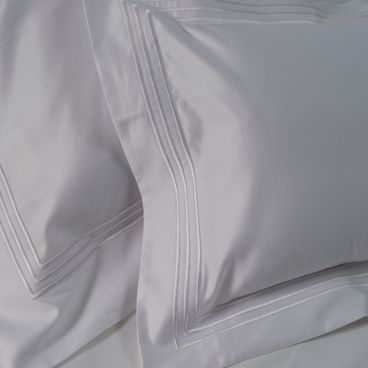 Capa de Almofada 1000 Fios Nuvole - Branco / Branco