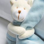 07-01-0146--Urso-de-Pelucia-c-Paninho-Bambini-Bege-Azul