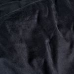 01-15-0047-Peseira-Velluto-Preto-