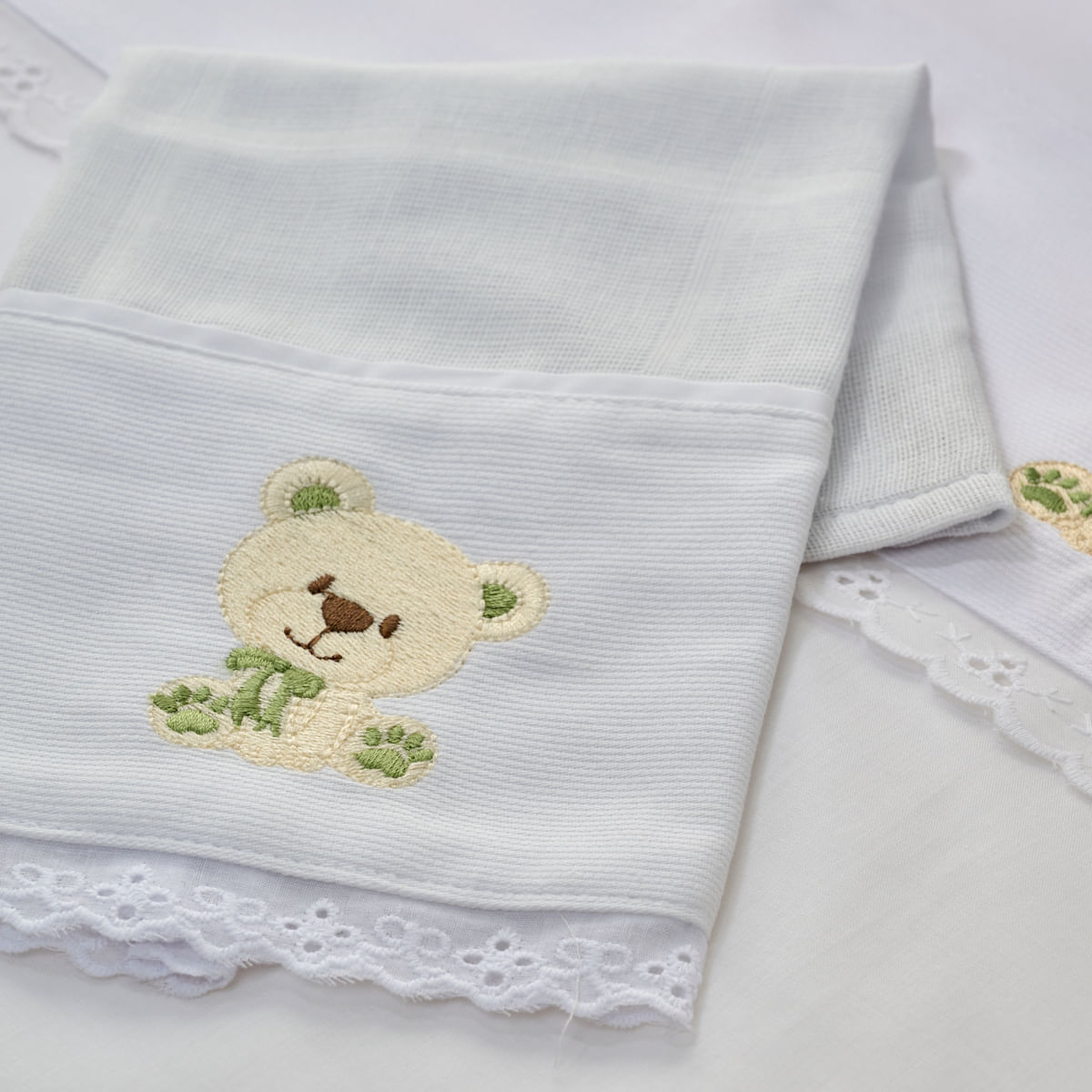 Babinha-delicato-urso-marfim-verde