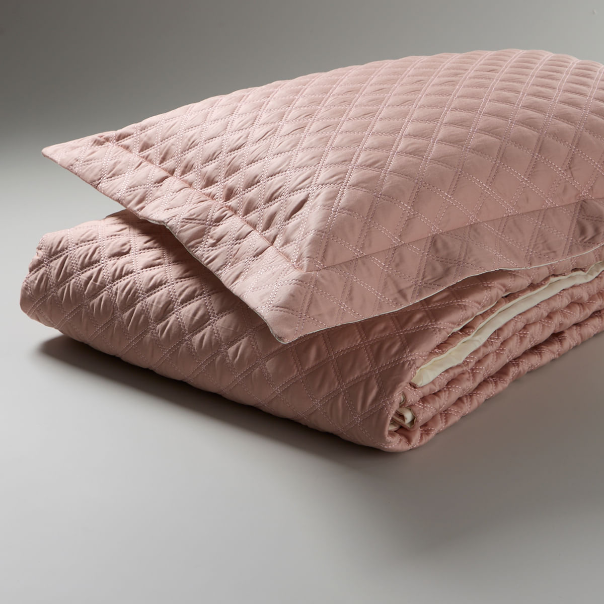 Amostra-Colcha-Matelassada-Rosa-Branco-001.jpg