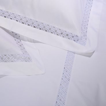 Capa de Edredom 400 Fios Poema - Branco / Branco