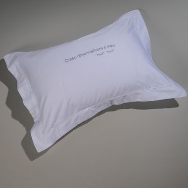 Capa de Almofada Afeto - Branco / Prata