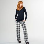 06-06-0033-Pijama-Diana-Preto-Branco---06-02-0017-Chinelo-Mari-Preto-007.jpg