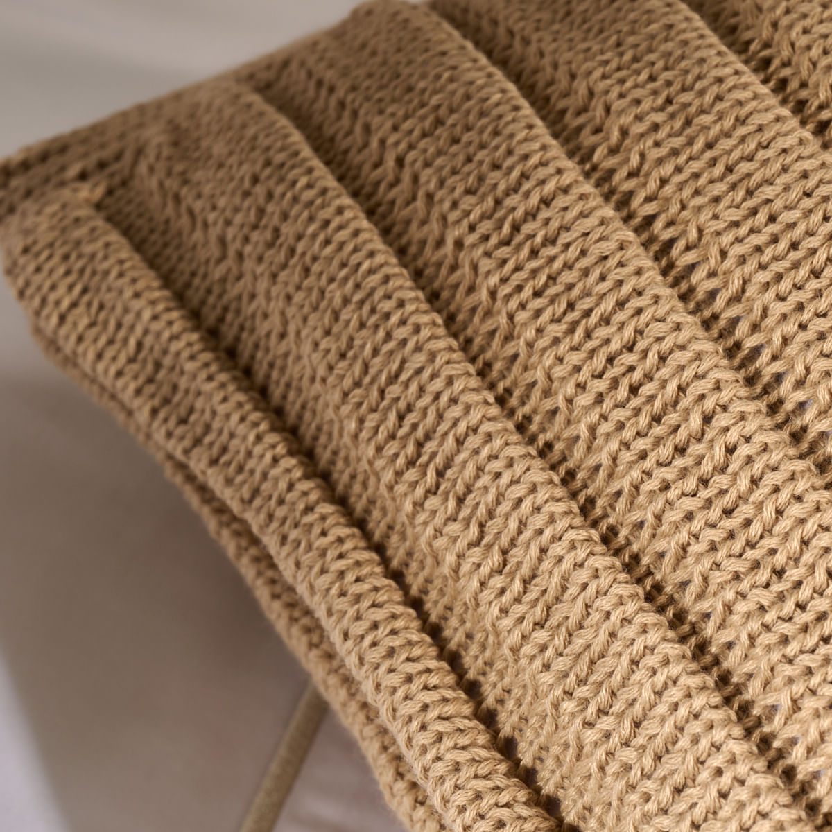 Capa-de-Almofada-Tricot-Unique-Bege--003